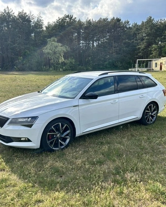 Skoda Superb cena 83999 przebieg: 185500, rok produkcji 2016 z Mszana Dolna małe 191